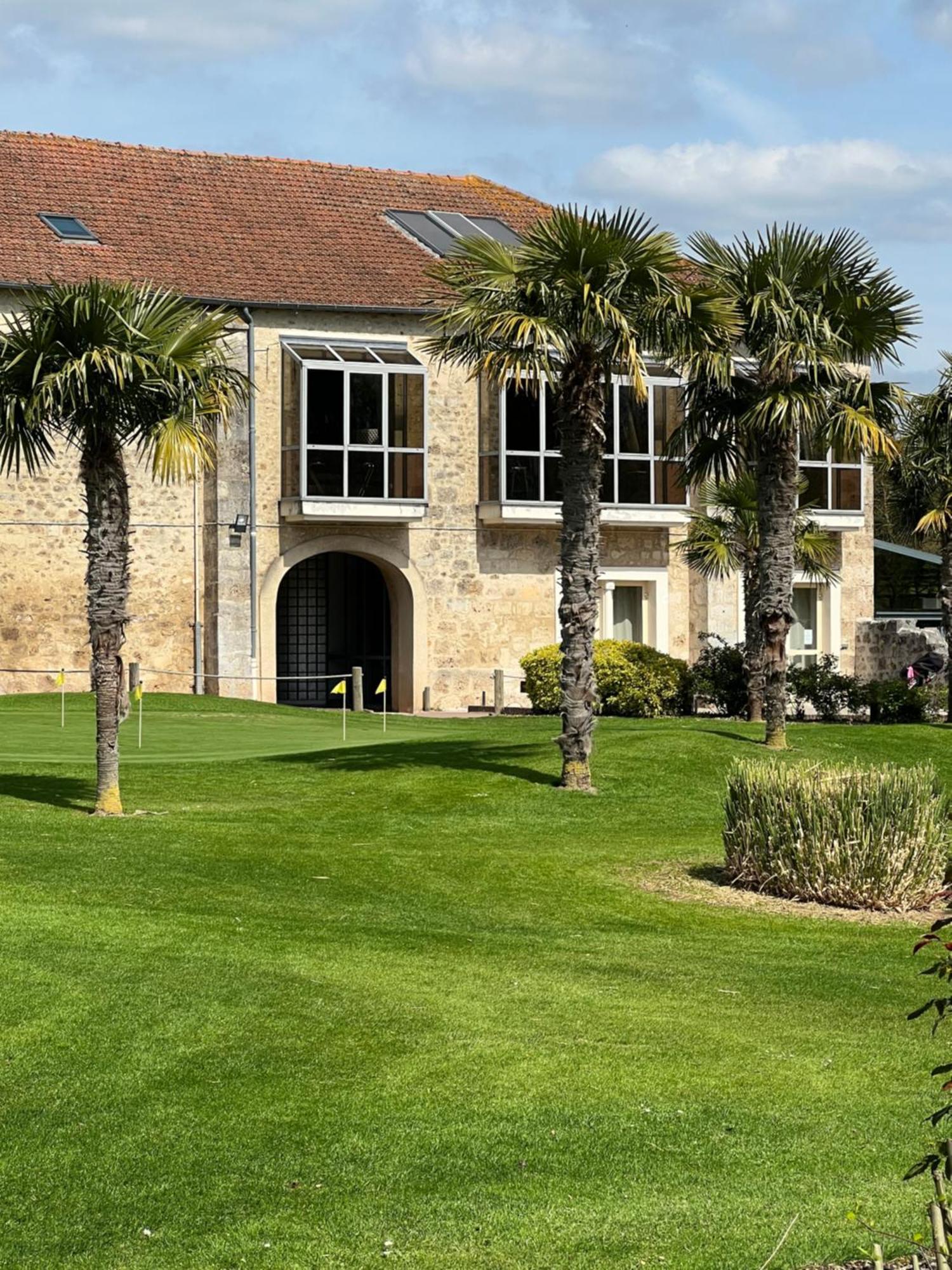 Hotel Abbaye du Golf de Lésigny Esterno foto